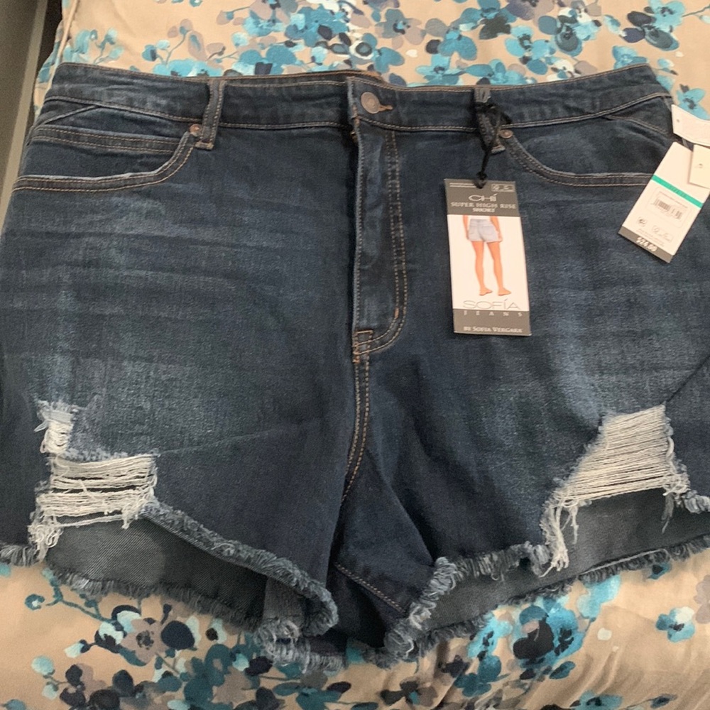 Sofia Jeans by Sofia Vergara shorts